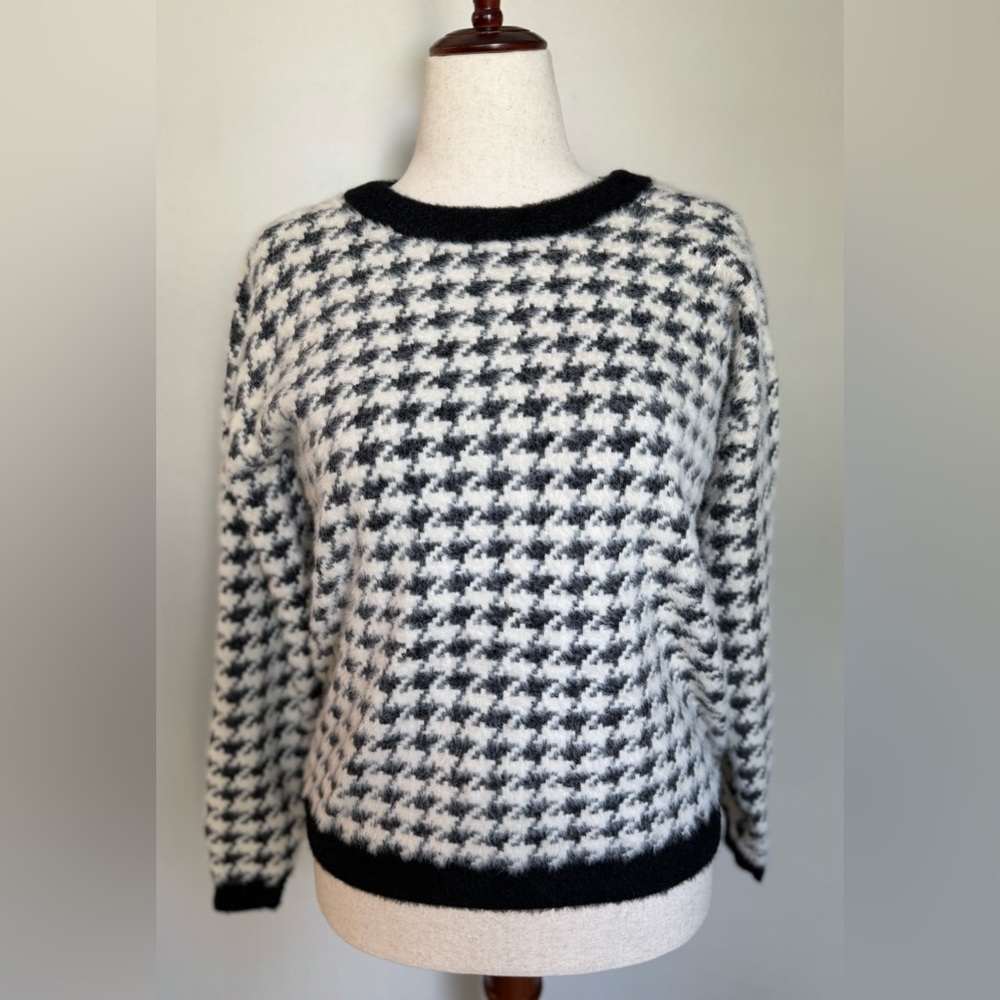 Cyrus black and white Houndstooth Sweater